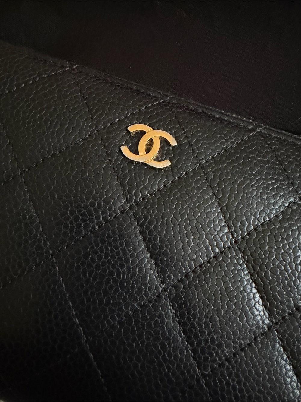 AUTHENTIC CHANEL Black Quilted Zip Wallet with Gold CC Emblem - Picture 3 of 9